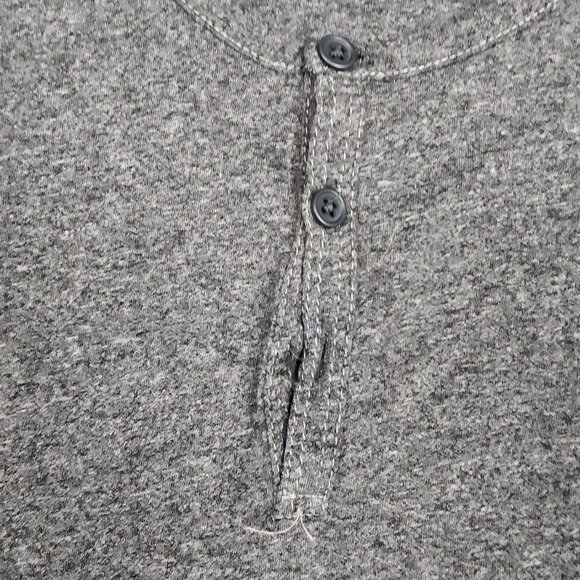 John Varvatos Star Collection Heather Grey Henley Button size Medium M Clean USA - Picture 2 of 7